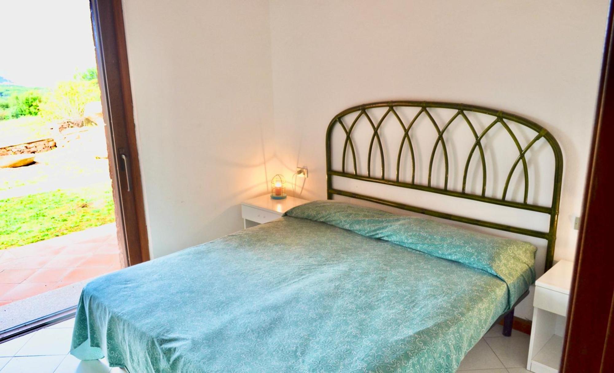 Iss Travel, Panoramic Coda Cavallo Cottages - 10 Km From San Teodoro Exterior photo